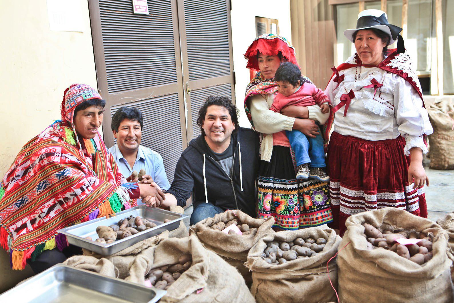 Gastón Acurio, el hombre de la hazaña social y cultural - Fondo de Olla