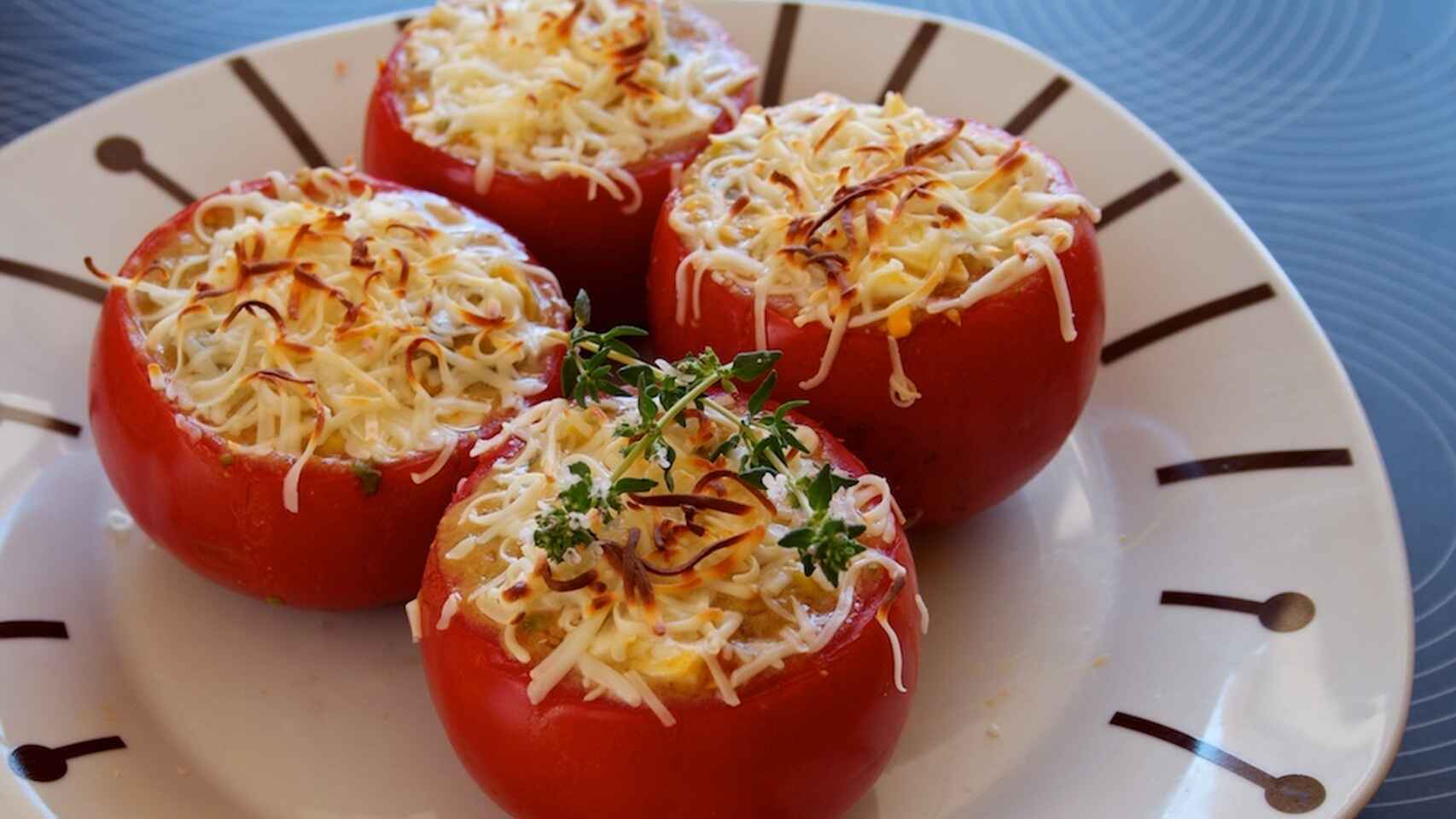 En defensa del tomate relleno - Fondo de Olla